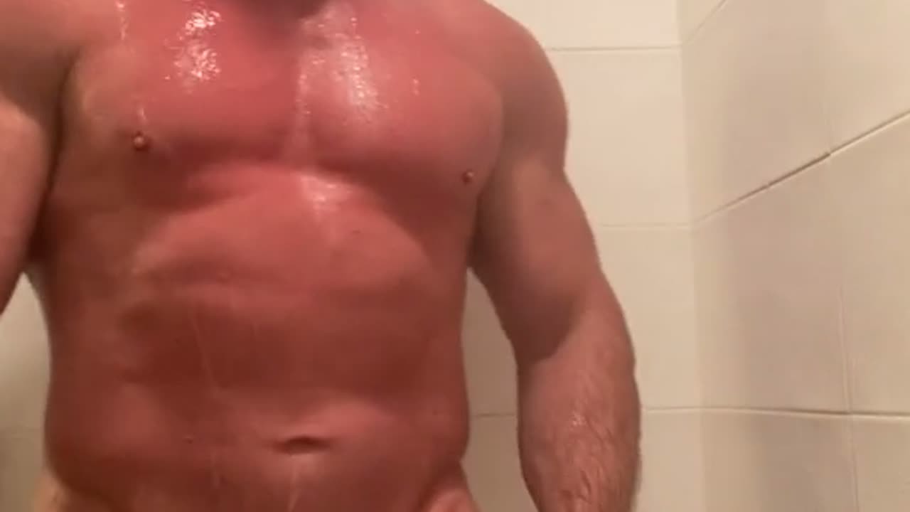 Thumbnail for 2023-04-08 rinsing off after a totally decent shag